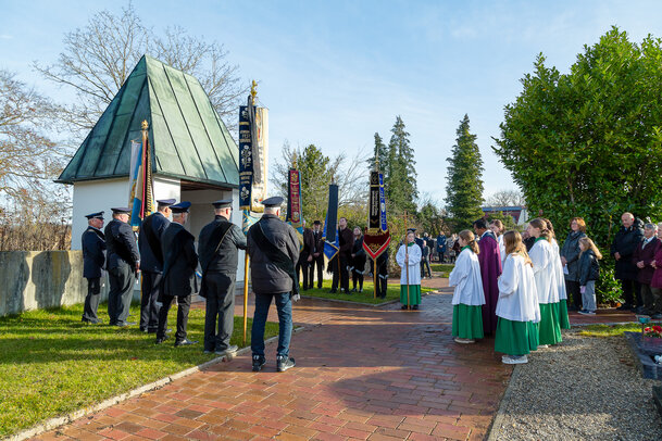 Thumbnail: _JA 25001 16.11.2025 KSV Hohenried, Heldengedenktag, Volkstrauertag.jpg
